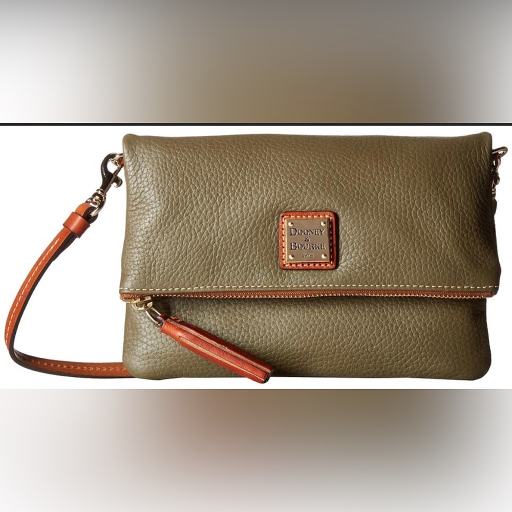 NWT Dooney & Bourke crossbody